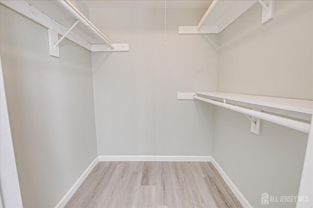 807 Aspen Drive, Plainsboro, NJ 08536