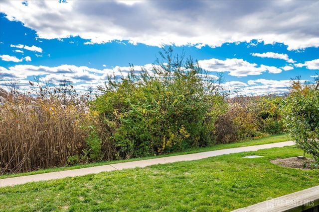 807 Aspen Drive, Plainsboro, NJ 08536