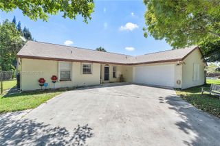694 Dixie Ln, West Palm Beach, FL 33415
