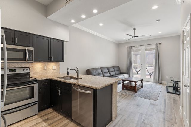 3102 Kings Road 1106, Dallas, TX 75219