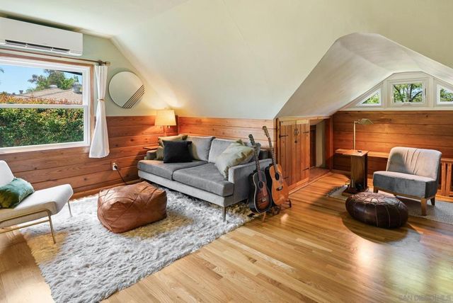 8865 Country Club Place, Spring Valley, CA 91977
