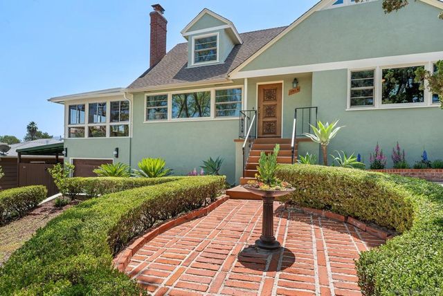 8865 Country Club Place, Spring Valley, CA 91977