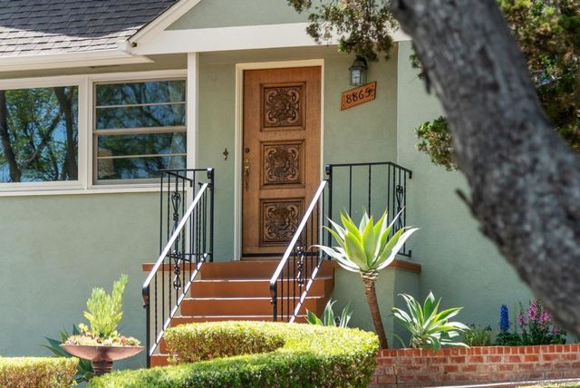 8865 Country Club Place, Spring Valley, CA 91977