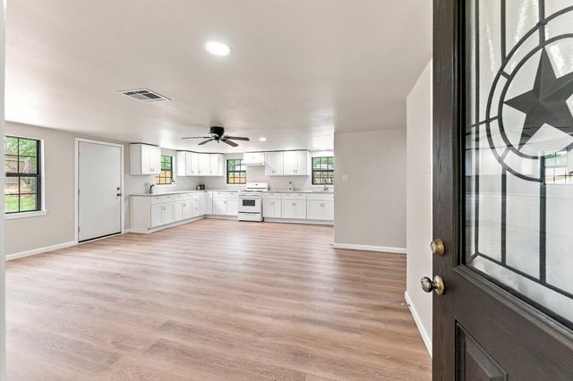 16868 Stinson Lane, Montgomery, TX 77316