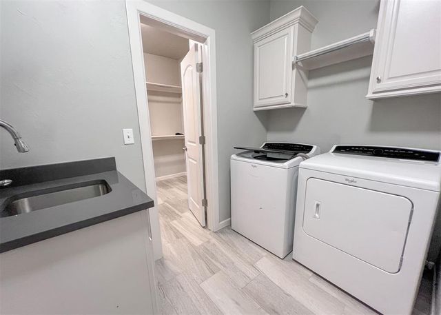 13601 Cobblestone Curve Road, Oklahoma City, OK 73142