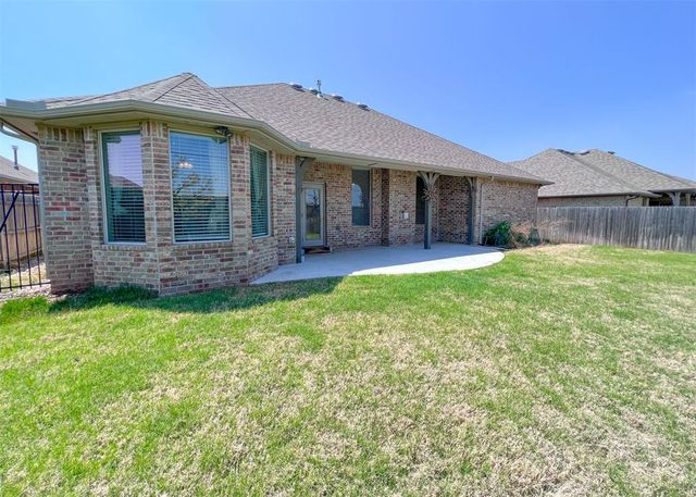 13601 Cobblestone Curve Road, Oklahoma City, OK 73142