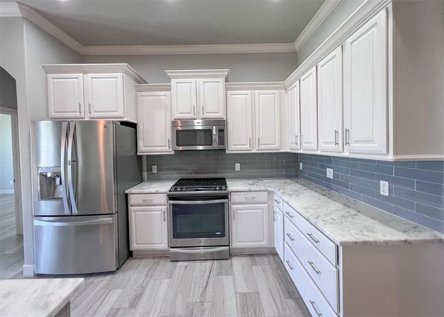 13601 Cobblestone Curve Road, Oklahoma City, OK 73142