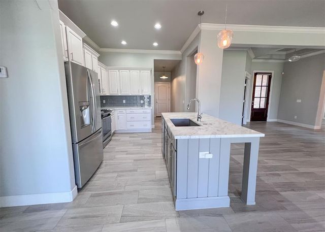 13601 Cobblestone Curve Road, Oklahoma City, OK 73142