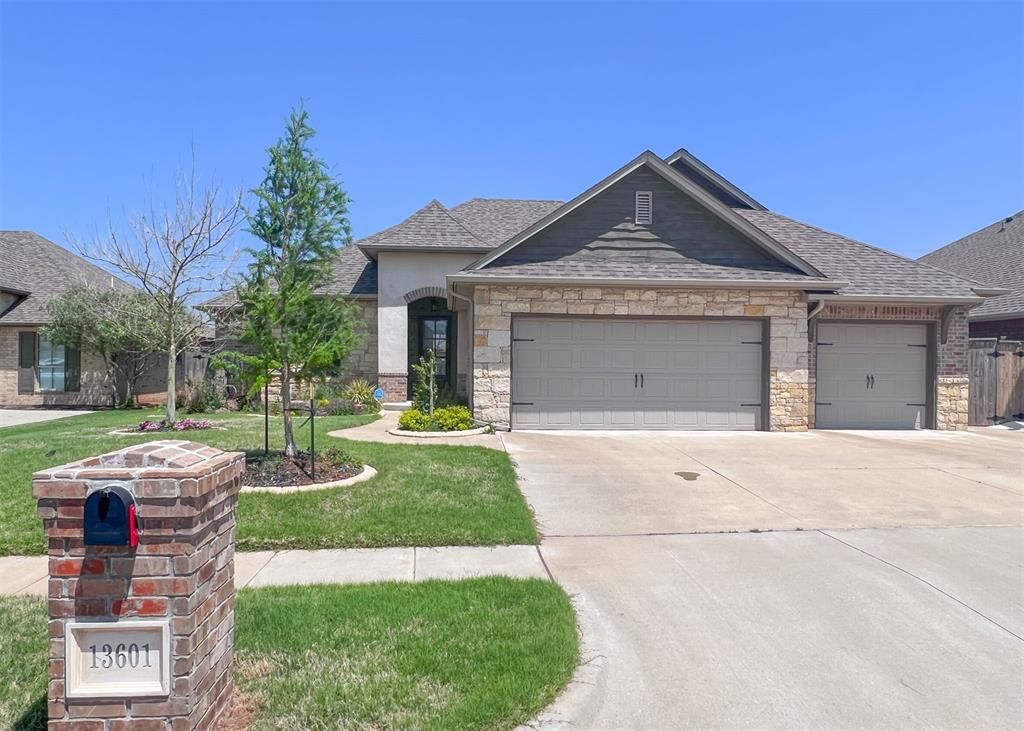 13601 Cobblestone Curve Road, Oklahoma City, OK 73142