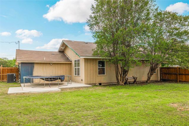 2001 Southside Drive, Brownwood, TX 76801