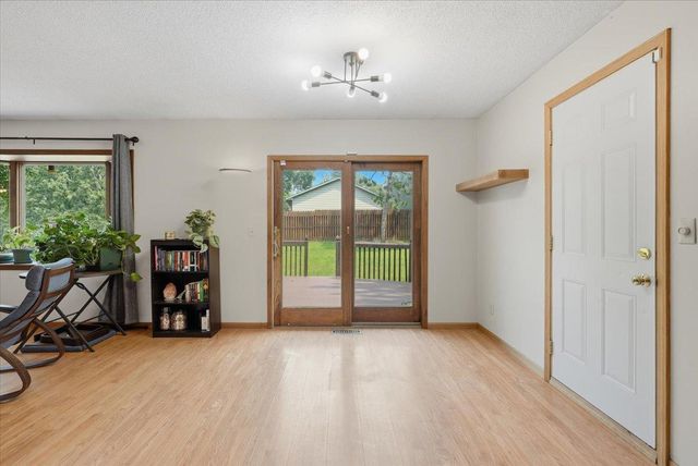 2602 Hawthorne Lane, Stillwater, MN 55082