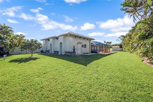 13750 McGregor BLVD, Fort Myers, FL 33919