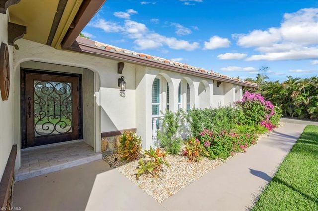 13750 McGregor BLVD, Fort Myers, FL 33919
