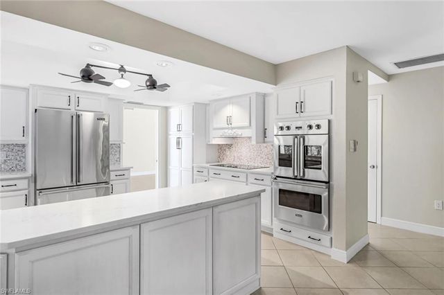 13750 McGregor BLVD, Fort Myers, FL 33919