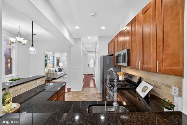 1236 RHODE ISLAND AVE NE, Washington, DC 20018