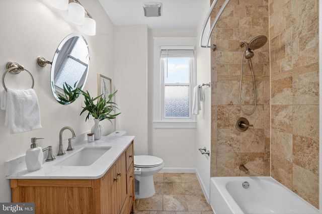 1236 RHODE ISLAND AVE NE, Washington, DC 20018