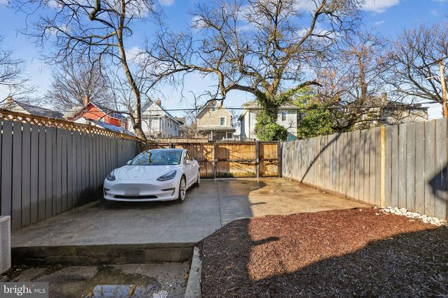 1236 RHODE ISLAND AVE NE, Washington, DC 20018