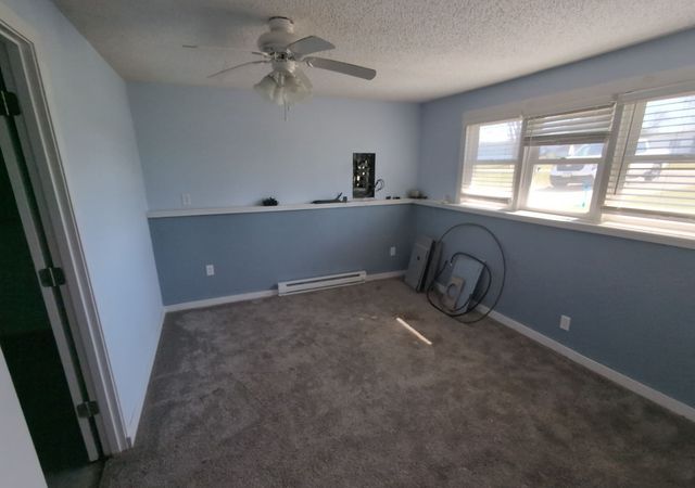 700 S Vine Street, Hartford, IA 50118