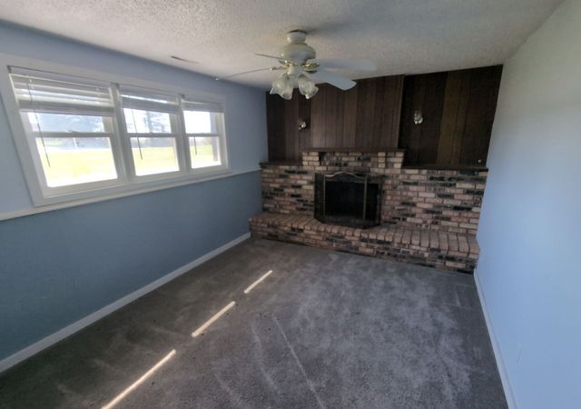 700 S Vine Street, Hartford, IA 50118