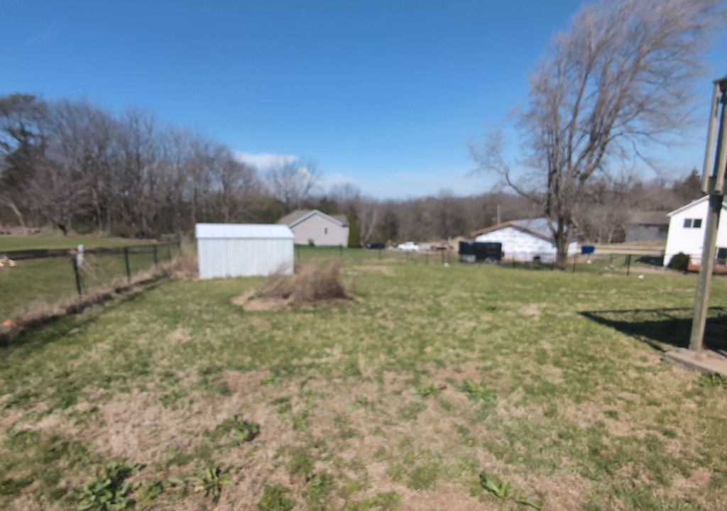 700 S Vine Street, Hartford, IA 50118