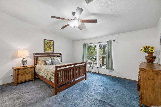 360 Shangrila Ln, New Braunfels, TX 78130