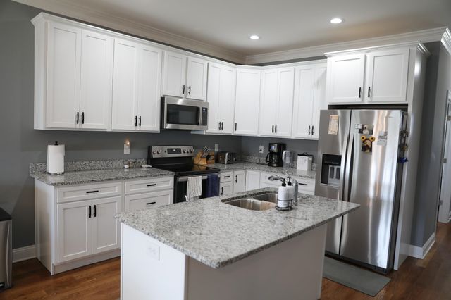 145 PAIGE ST, Waynesboro, VA 22980