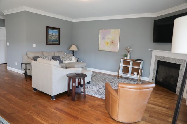 145 PAIGE ST, Waynesboro, VA 22980