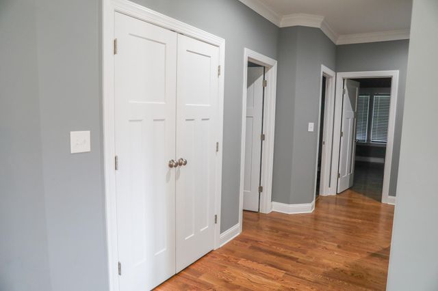 145 PAIGE ST, Waynesboro, VA 22980