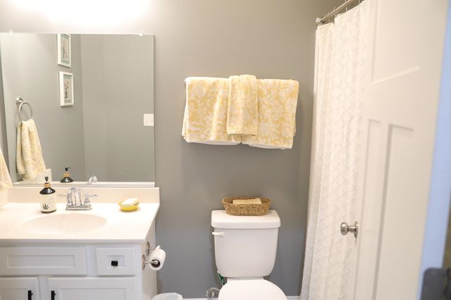 145 PAIGE ST, Waynesboro, VA 22980