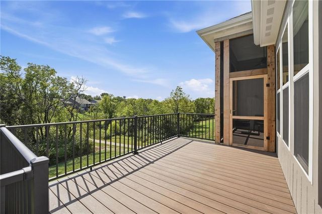 2127 NW killarney Lane, Lee's Summit, MO 64081