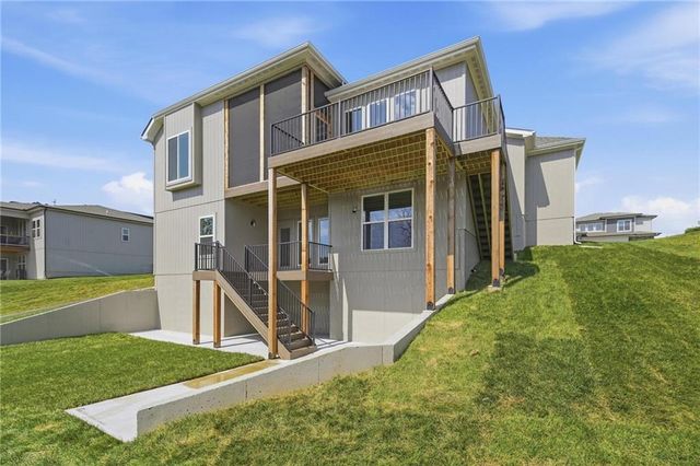 2127 NW killarney Lane, Lee's Summit, MO 64081