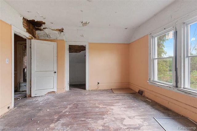 195 W Greendale, Highland Park, MI 48203