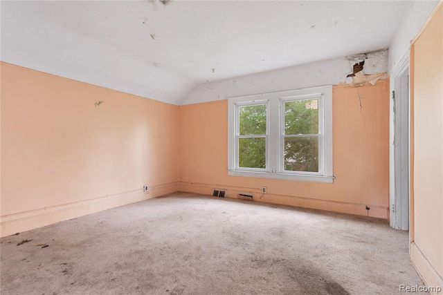 195 W Greendale, Highland Park, MI 48203