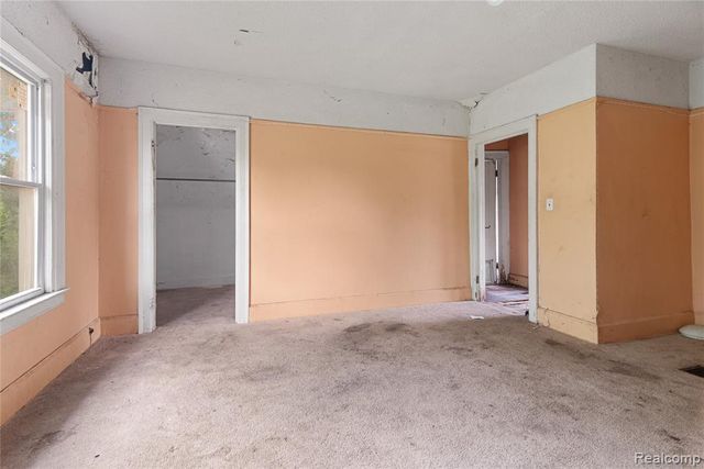 195 W Greendale, Highland Park, MI 48203