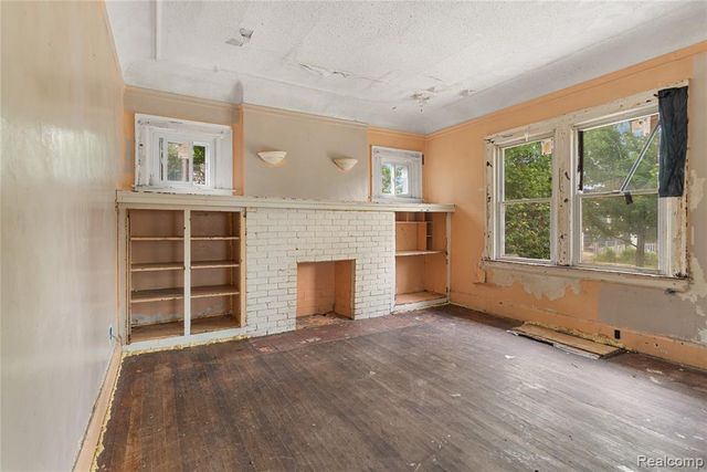 195 W Greendale, Highland Park, MI 48203