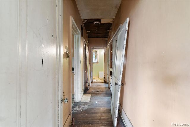 195 W Greendale, Highland Park, MI 48203