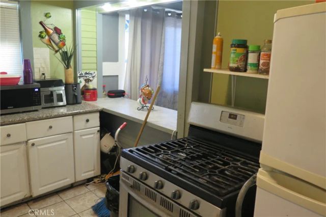 109 Kimball Avenue East, Hemet, CA 92543