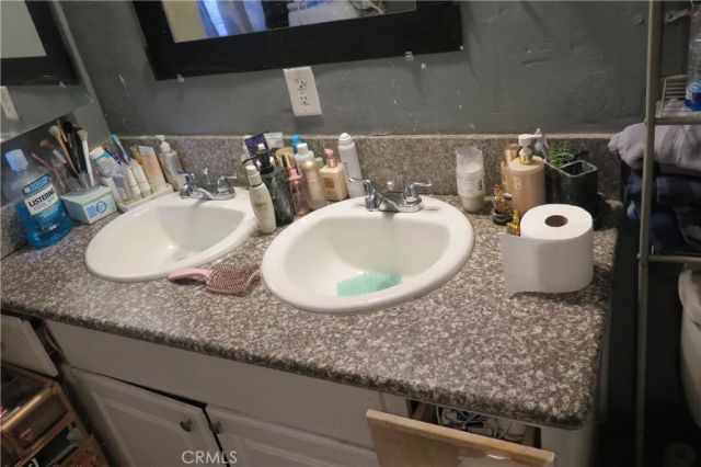 109 Kimball Avenue East, Hemet, CA 92543