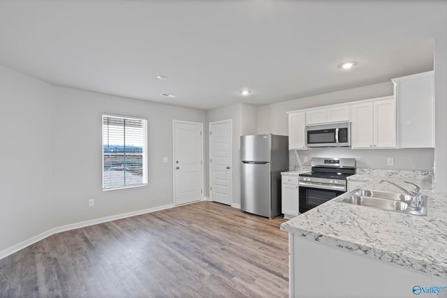4020 Ryan Drive, Decatur, AL 35603