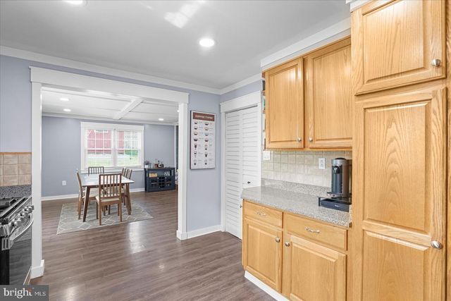 2010 LONGVIEW AVE, Baltimore, MD 21237