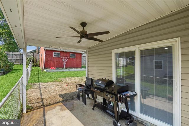 2010 LONGVIEW AVE, Baltimore, MD 21237