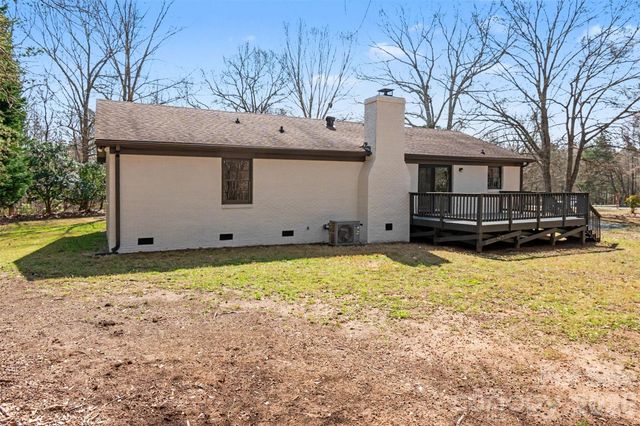 17700 Mckee Road, Charlotte, NC 28278