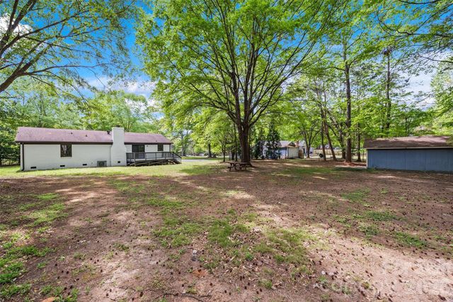 17700 Mckee Road, Charlotte, NC 28278