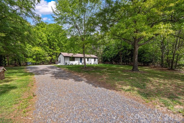 17700 Mckee Road, Charlotte, NC 28278