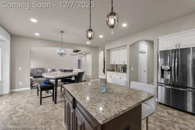 21852 Rio Grande Drive, Macomb, MI 48044