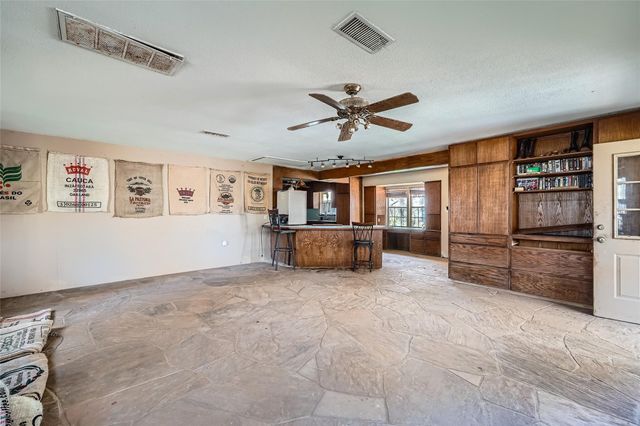 5256-5258 Bell Springs RD, Dripping Springs, TX 78620