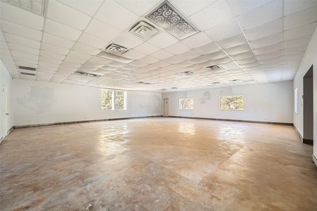 5256-5258 Bell Springs RD, Dripping Springs, TX 78620