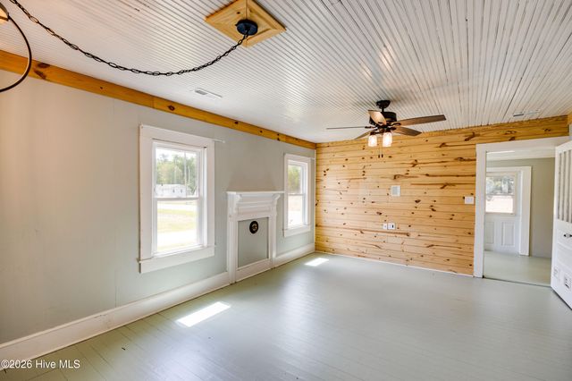 258 Main Street, Pinetown, NC 27865