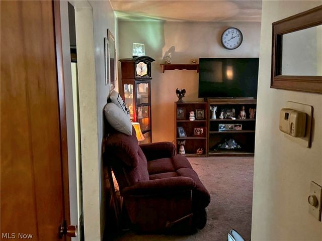 205 Canterbury Boulevard, Steubenville, OH 43952