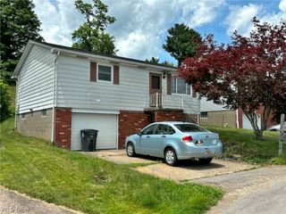 205 Canterbury Boulevard, Steubenville, OH 43952